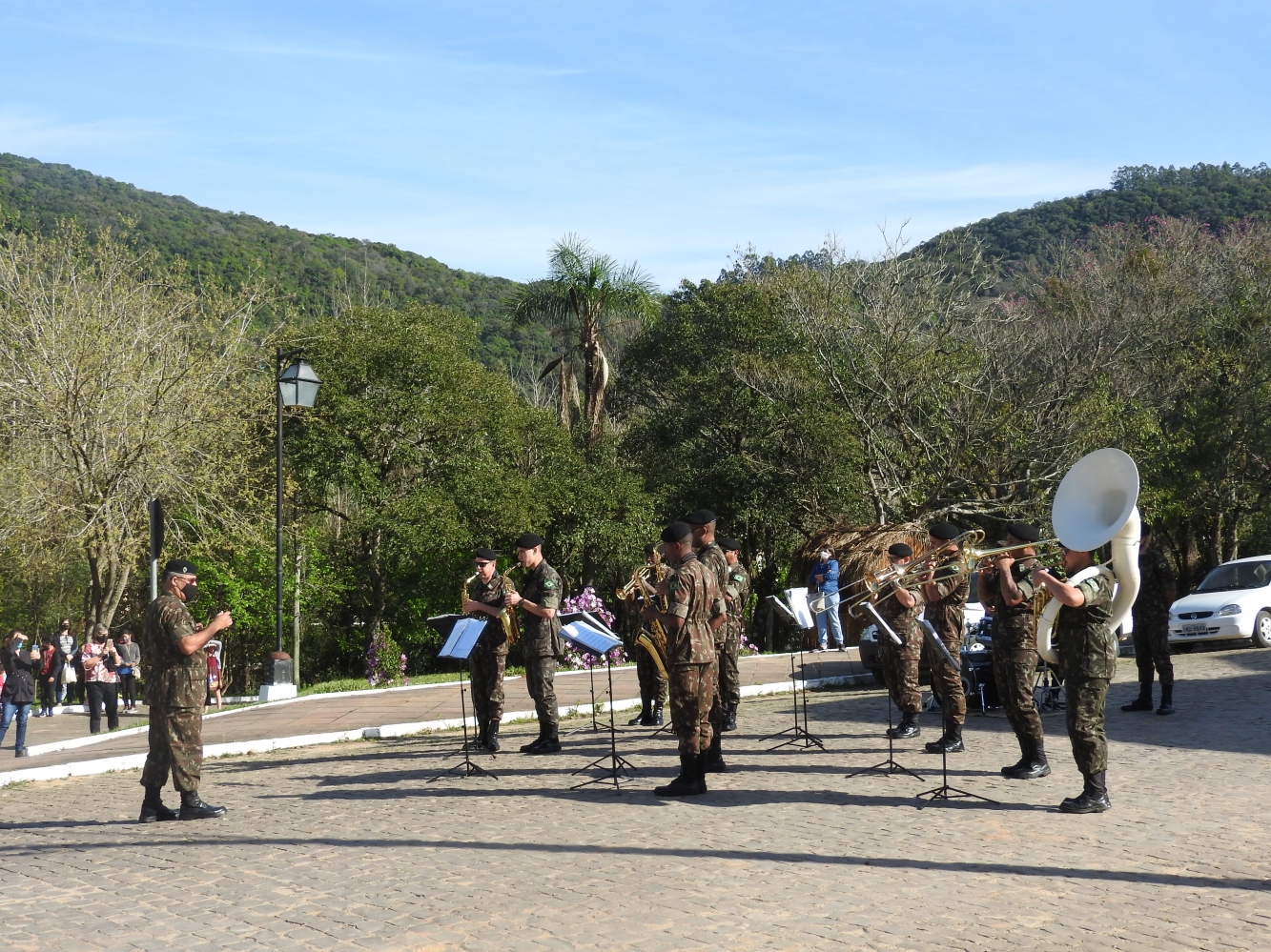 Abertura da Semana da Pátria contou com Banda da 6ª Brigada Militar de Santa Maria